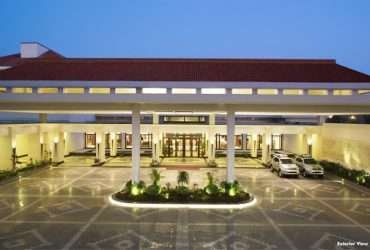 Paatra Restaurant Noida